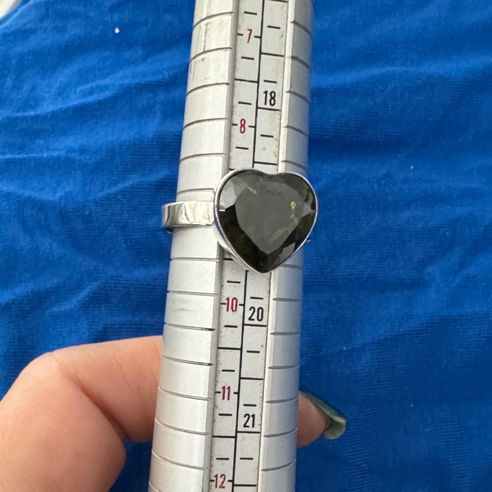 New Heart-Shaped Peridot Sterling Silver Ring